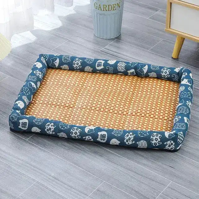 Summer Cooling Bed